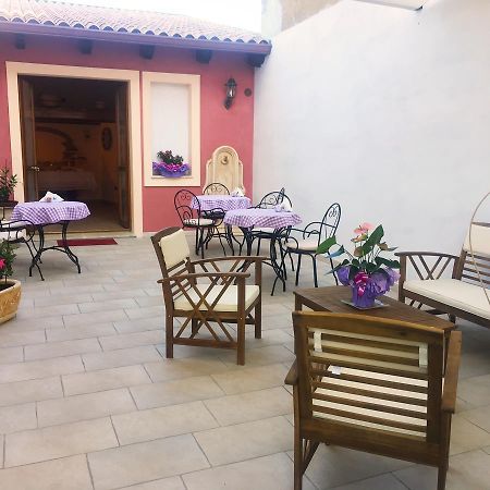 B&B Mariposa Sennori Luaran gambar